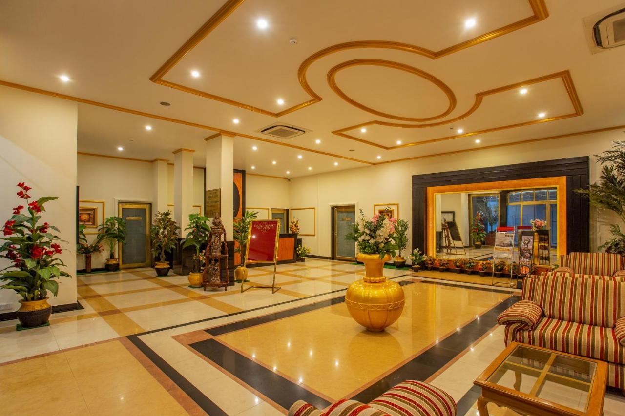 丽景大酒店 拉杰果德 外观 照片