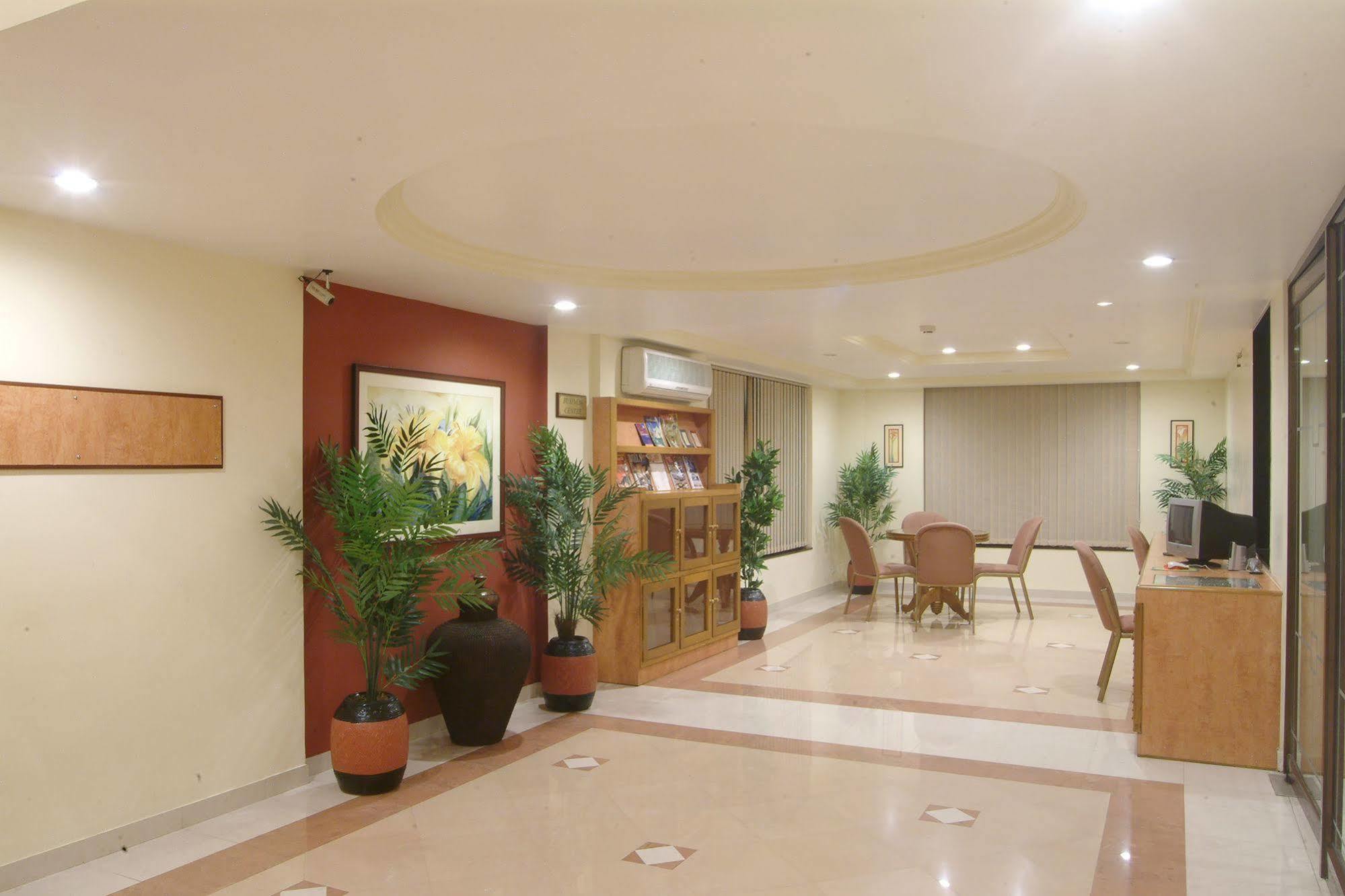 丽景大酒店 拉杰果德 外观 照片